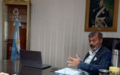 El Foro de Generales Retirados cuestiona la gestión de Oscar Sagás como presidente del Iosfa