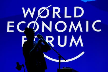 El Foro Económico Mundial se constituye como un organismo internacional que busca fomentar la cooperación entre los sectores público y privado a nivel global