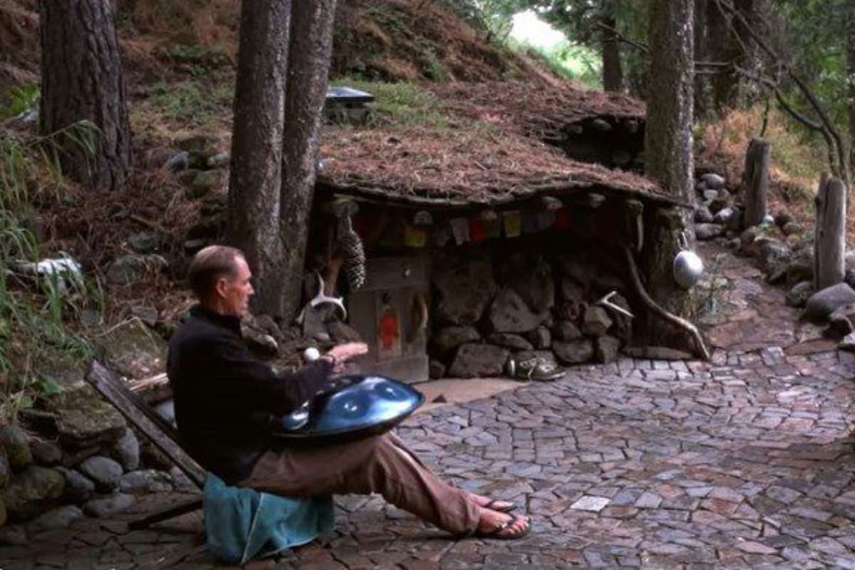 El fotoperiodista Dan Price optó por una rutina nómade y un hogar austero