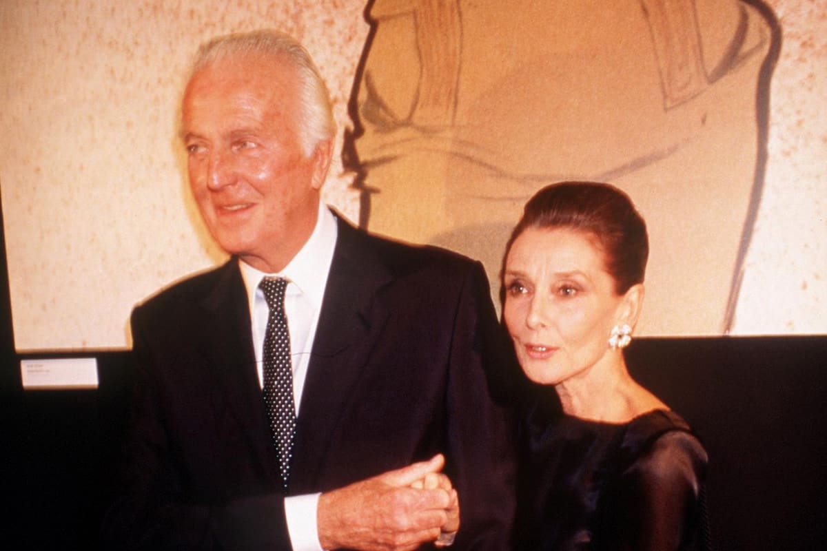 El francés que vistió a la actriz Audrey Hepburn falleció a los 91 años