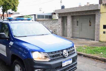 El frente de la barbería donde balearon y mataron a un bebé de un año y medio