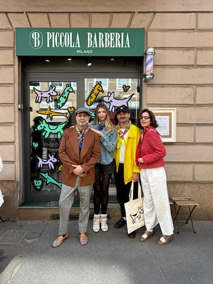 El frente de la barbería, intervenido por los diseños de Tragant