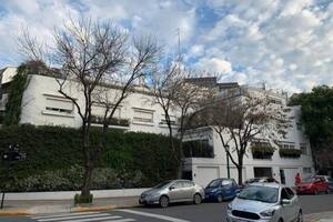 El frente de la casa de FRanco Macri que está en venta desde 2019