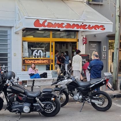 El frente del local