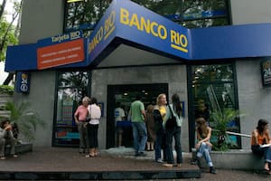 ¿En qué año ocurrió el robo al Banco Río de Acassuso, conocido como "El Robo del Siglo"?