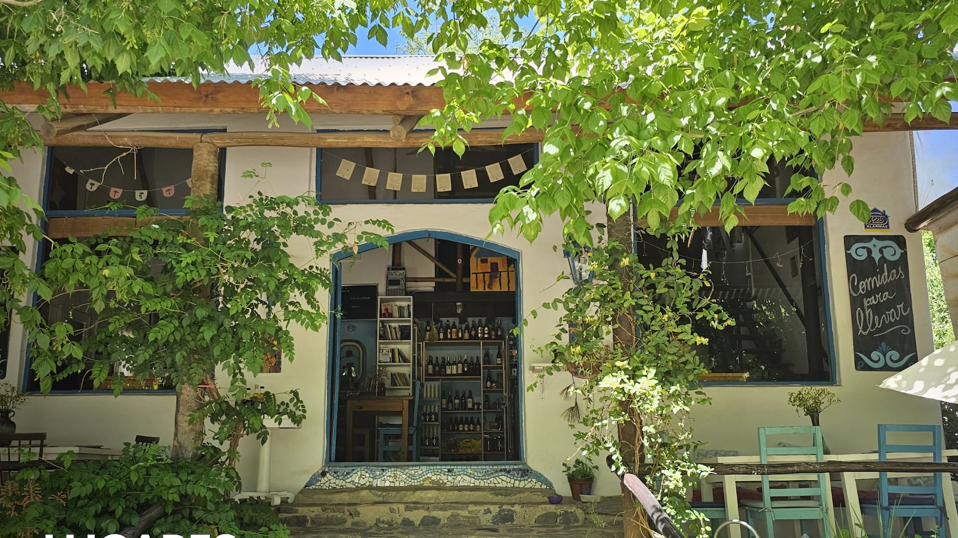 El frente del restaurante La Tasca, en Los Reartes, provincia de Córdoba.