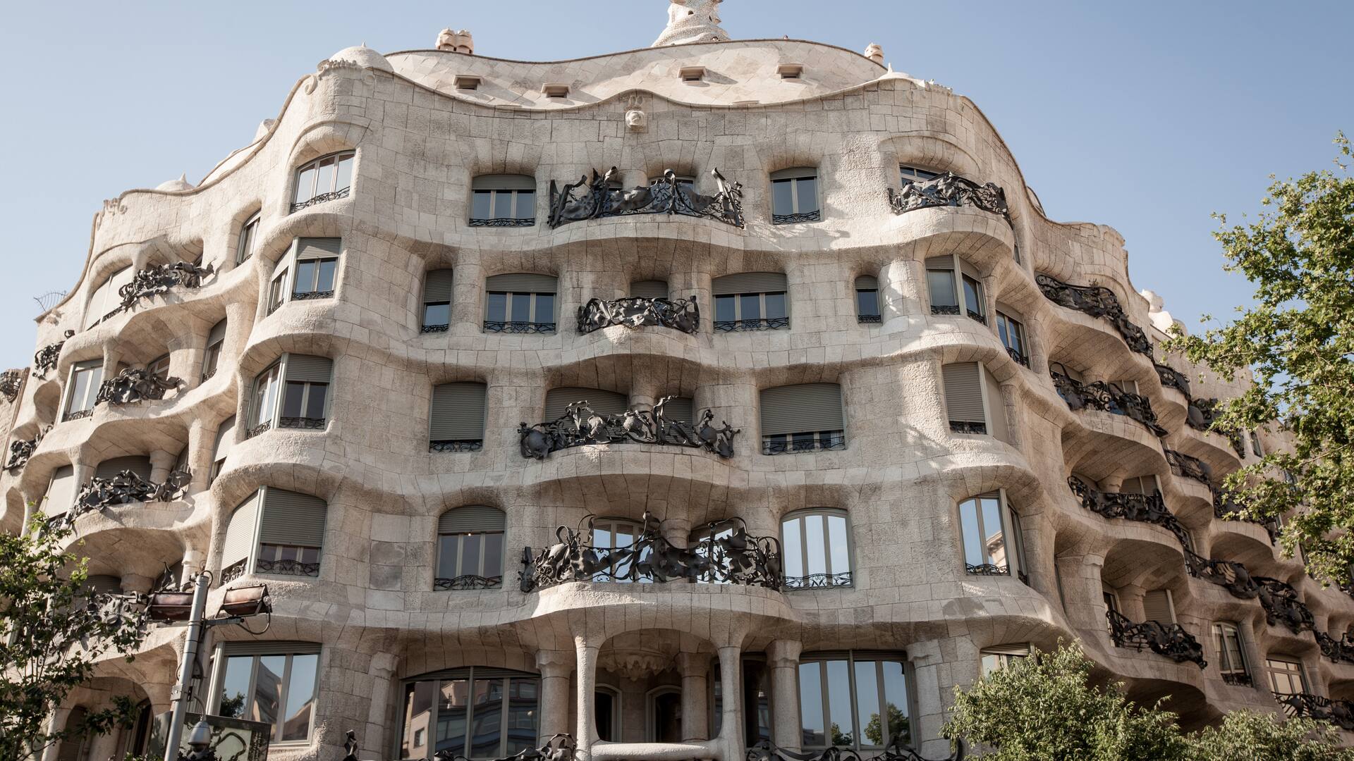 Las chimeneas del Palacio Güell (1886-1890), en la zona de las Ramblas.