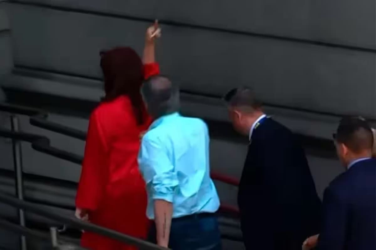 El "fuck you" de Cristina Kirchner al ingresar al Congreso para la Asamblea Legislativa