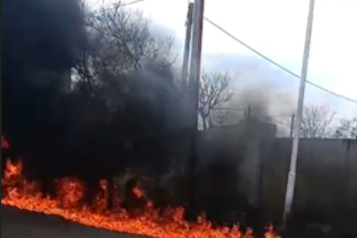 El fuego alcanzó a cinco viviendas pero no se registraron víctimas fatales