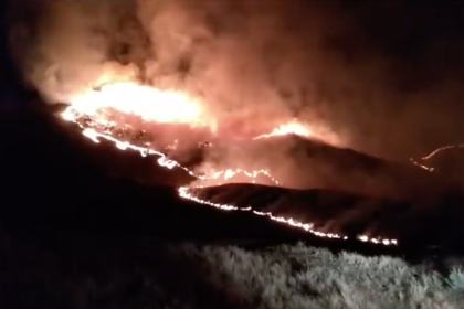 El fuego, anoche, en Loma Alta, Potrero de Garay, Córdoba