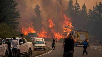 El fuego arrasó pastizales naturales, alambrados e infraestructura rural en amplias zonas