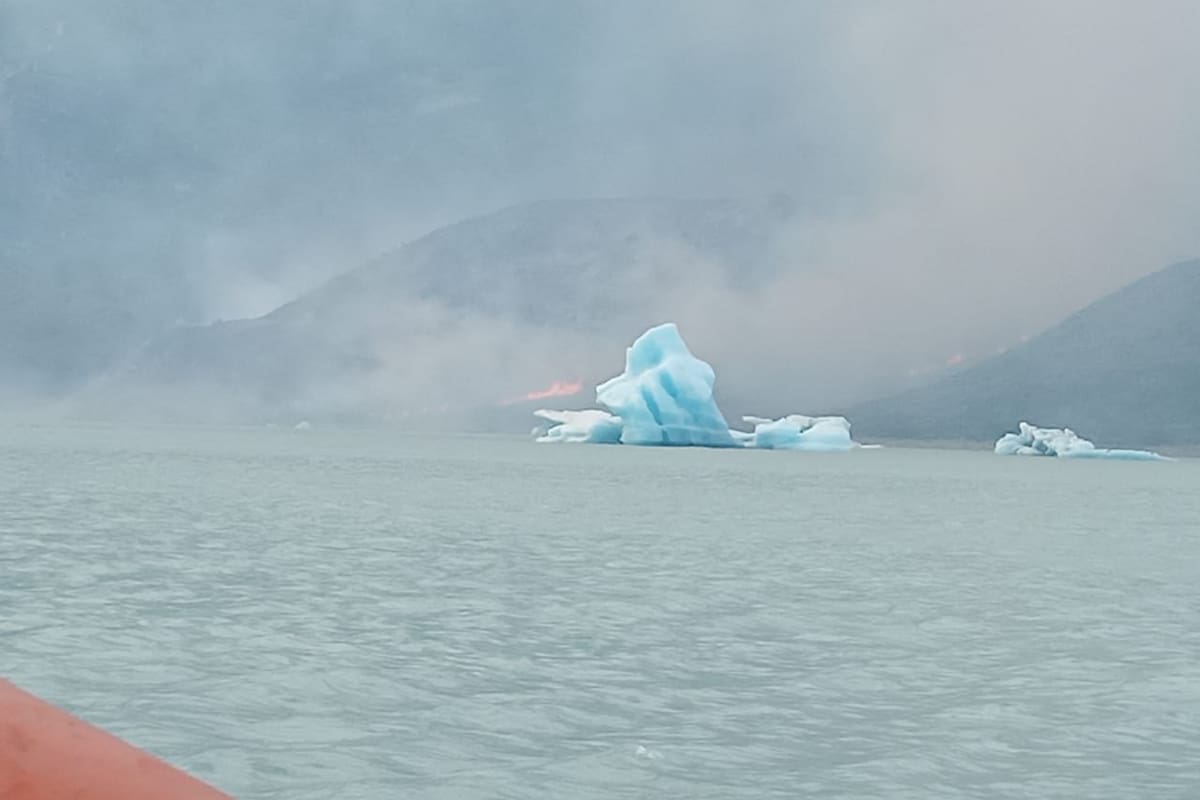 El fuego comenzó cerca del Glaciar Viedma, en el Parque Nacional Los Glaciares
