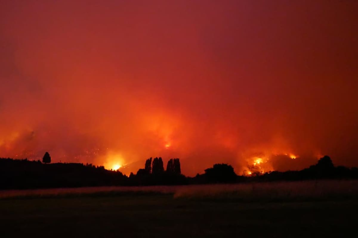 El fuego llegó este fin de semana a Cholila