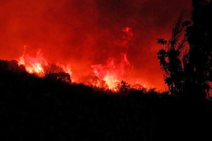 El fuego no da tregua en La Cumbre