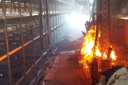 El fuego se expandió por todas las instalaciones. Once.com