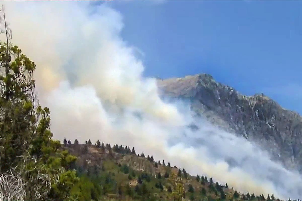El fuego se reactivó en Epuyén