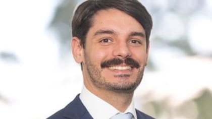 El funcionario se hizo eco de los conflictos que tienen lugar en La Paz