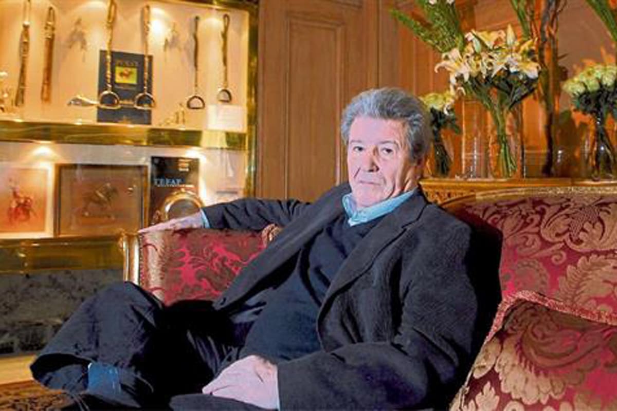 El fundador de la ya legendaria Anagrama celebra medio siglo de la casa editorial con el heterodoxo libro de memorias Un día en la vida de un editor; Borges, "una espina clavada"