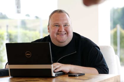 El fundador de Megaupload, el sitio acusado de infringir los derechos de autor, asegura que Mega es tan legal como sus competidores Dropbox y Boxnet, entre otros