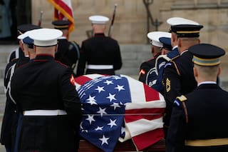 El funeral de Cheney reúne respeto y memoria bipartidistas; Trump no fue invitado