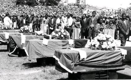 El funeral de los jugadores, repleto de personas