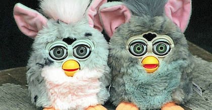 El Furby se consideró de los muñecos más cariñosos de los 90