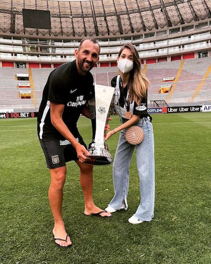 El futbolista argentino se coronó campeón del torneo peruano con Alianza Lima hace una semana