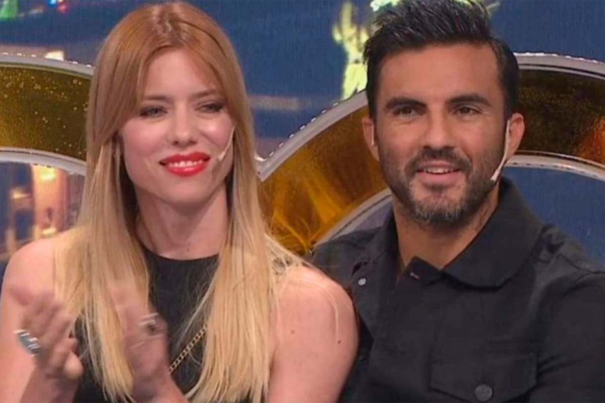 El futbolista aseguró que su ex siente celos por la relación que su actual novia mantiene con él y con sus hijas