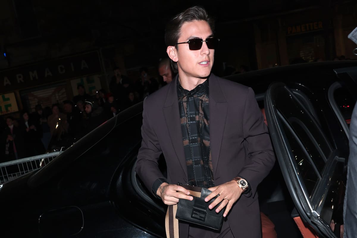 El futbolista Paula Dybala en los 100 años de Fendi