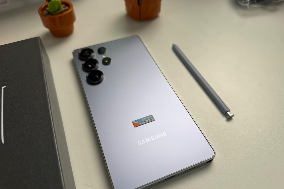 El Galaxy S25 Ultra mantiene el mismo combo de cámaras que la generación anterior, con un sensor principal de 200 megapixeles, un gran angular y dos teleobjetivos, de 3 y 5 aumentos