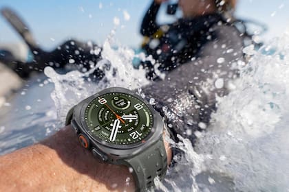 El Galaxy Watch Ultra2 es la segunda iteración del reloj orientado a deportes extremos de Samsung