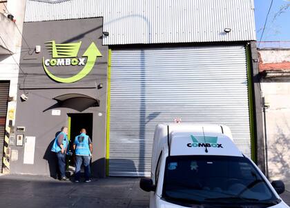El galpón de Villa Mitre allanado por la Policía de la Ciudad
