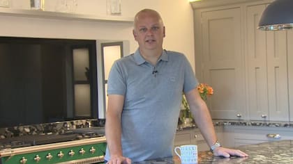 El ganador de Euromillones, Neil Trotter, habló sobre lo que hizo con su premio (Foto:BBC)
