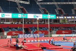 El garrochista sueco Armand Duplantis batió su propio récord mundial en Belgrado