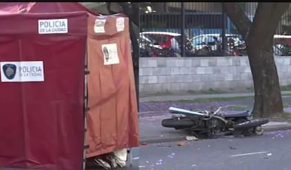 El gazebo policial que resguarda el cuerpo del joven que murió en el acto