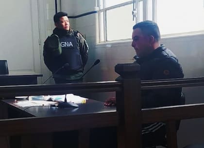 El gendarme Diego Delgado en la audiencia imputativa, tras su detención con 303 kilos de cocaína