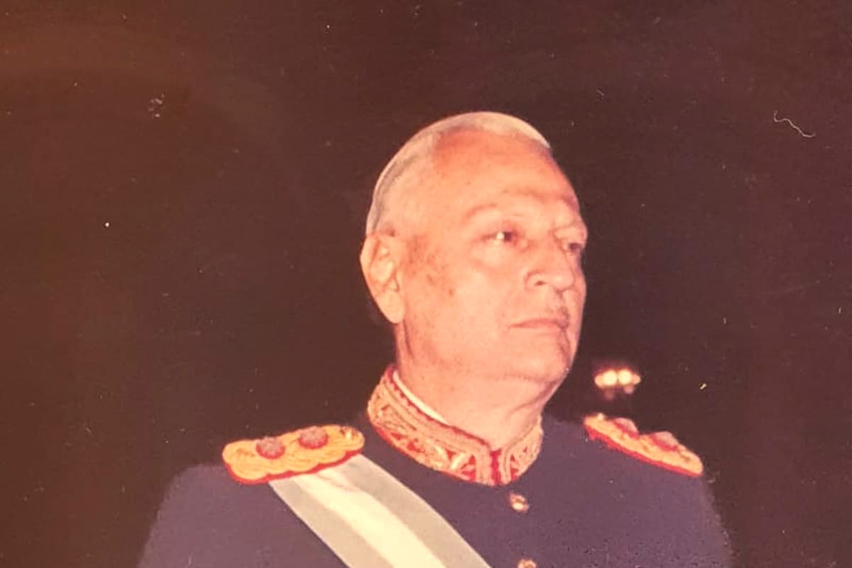 El general de división Carlos Enrique Laidlaw