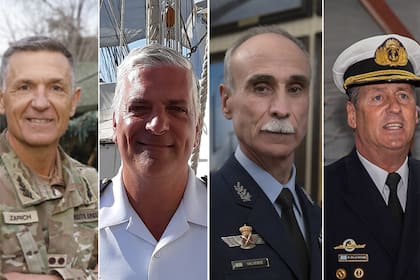 El general de división Oscar Santiago Zarich (Ejército), el vicealmirante Juan Carlos Romay (Armada), el brigadier mayor Gustavo Valverde (Fuerza Aérea) y el vicealmirante Marcelo Alejandro Dalle Nogare (Estado Mayor Conjunto)