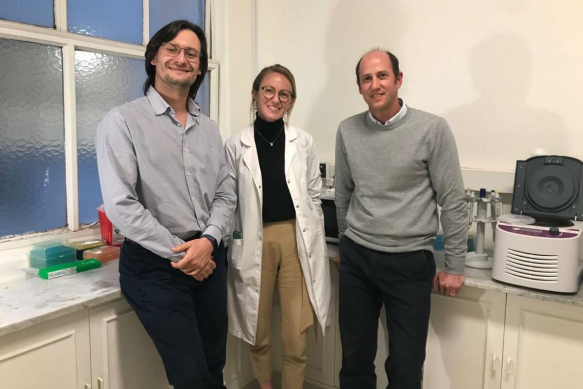 El genetista Edgardo Salvatierra, la veterianaria Julia Aguerre y el biólogo Federico Ocampo crearon un laboratorio de excelencia para el agro