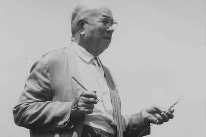 El genetista Enrique Klein en el campo de Plá