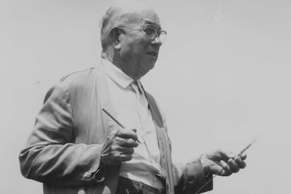 El genetista Enrique Klein en el campo de Pla