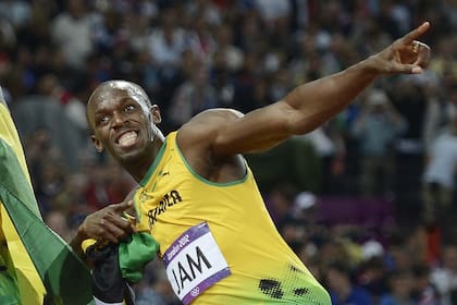 El gesto característico de Usain Bolt, un crack de todos los tiempos