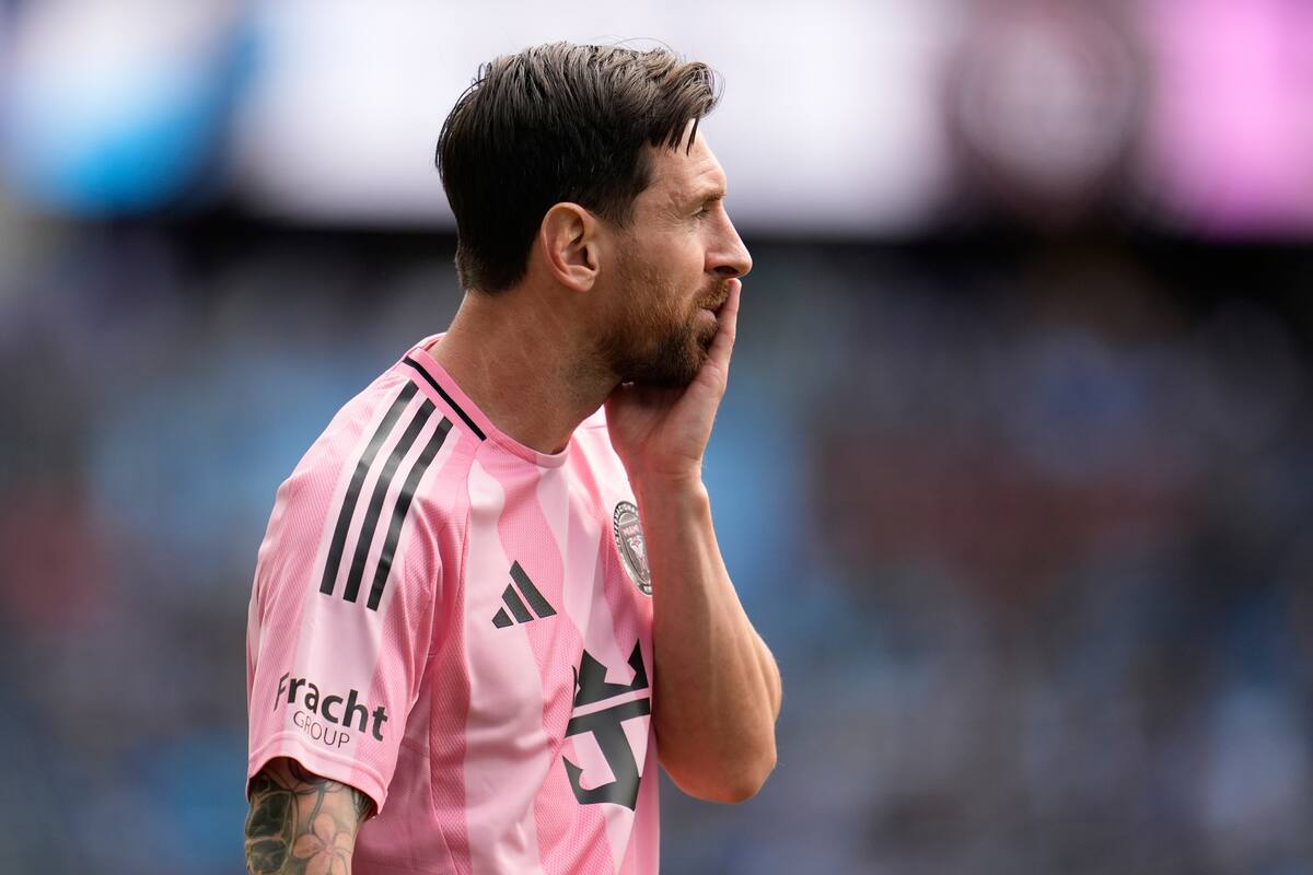 El gesto de contrariedad de Messi durante la derrota de Inter Miami