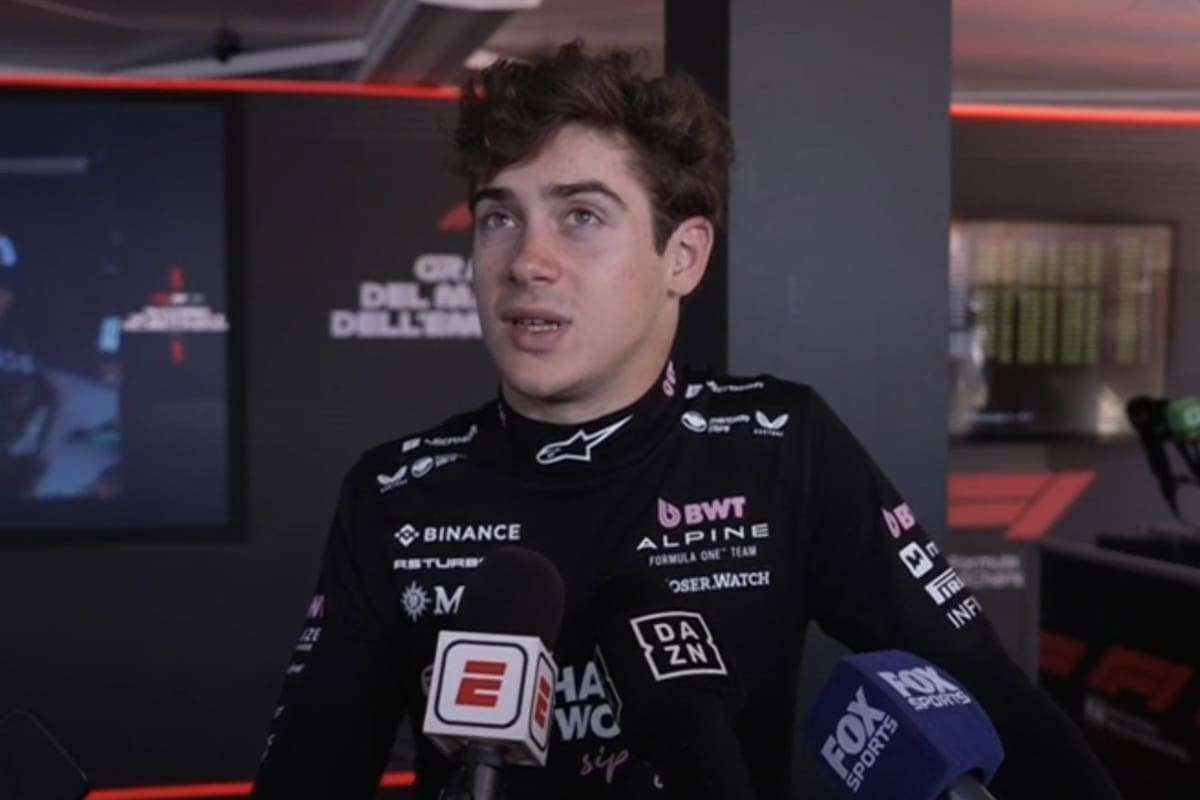 El gesto desencantado de Colapinto al hablar con la prensa, luego del accidente