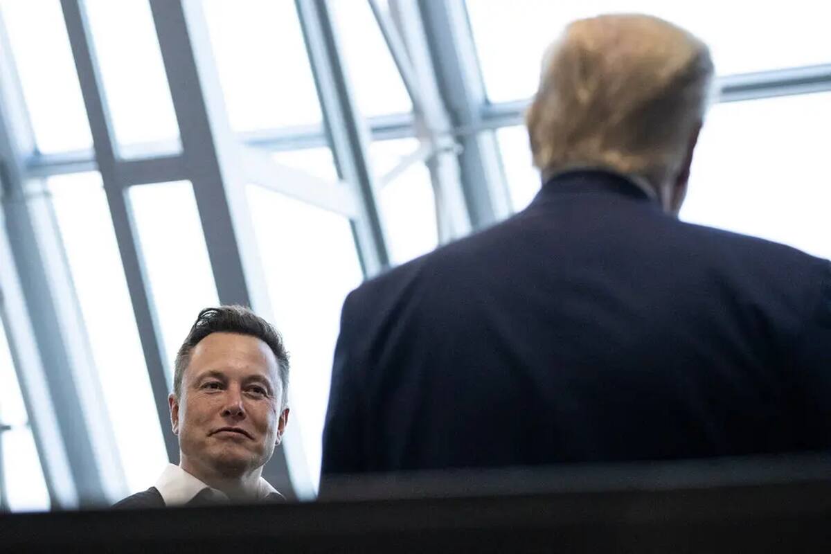 El gesto impensado del CEO de Tesla que cambió la opinión de Trump sobre los autos eléctricos