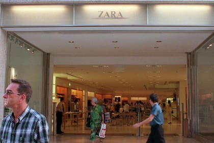 El gigante del fast fashion Zara lanza su tienda online en la Argentina