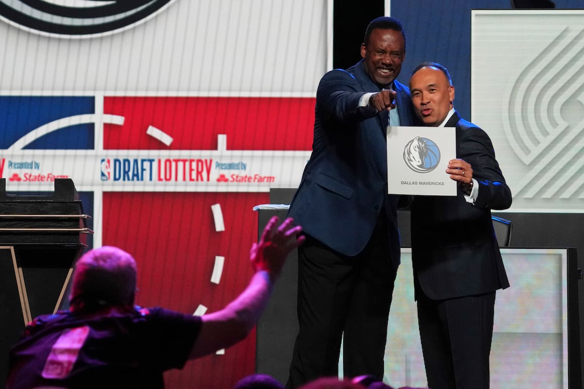 El giro más inesperado le da la oportunidad a los Mavs de elegir a Flagg tras el drama de Doncic