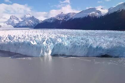 El glaciar Perito Moreno se reduce año a año por el calentamiento global