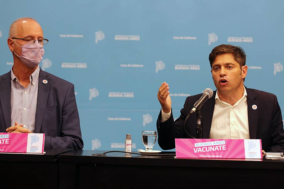 El gobernador Axel Kicillof brinda una conferencia de prensa