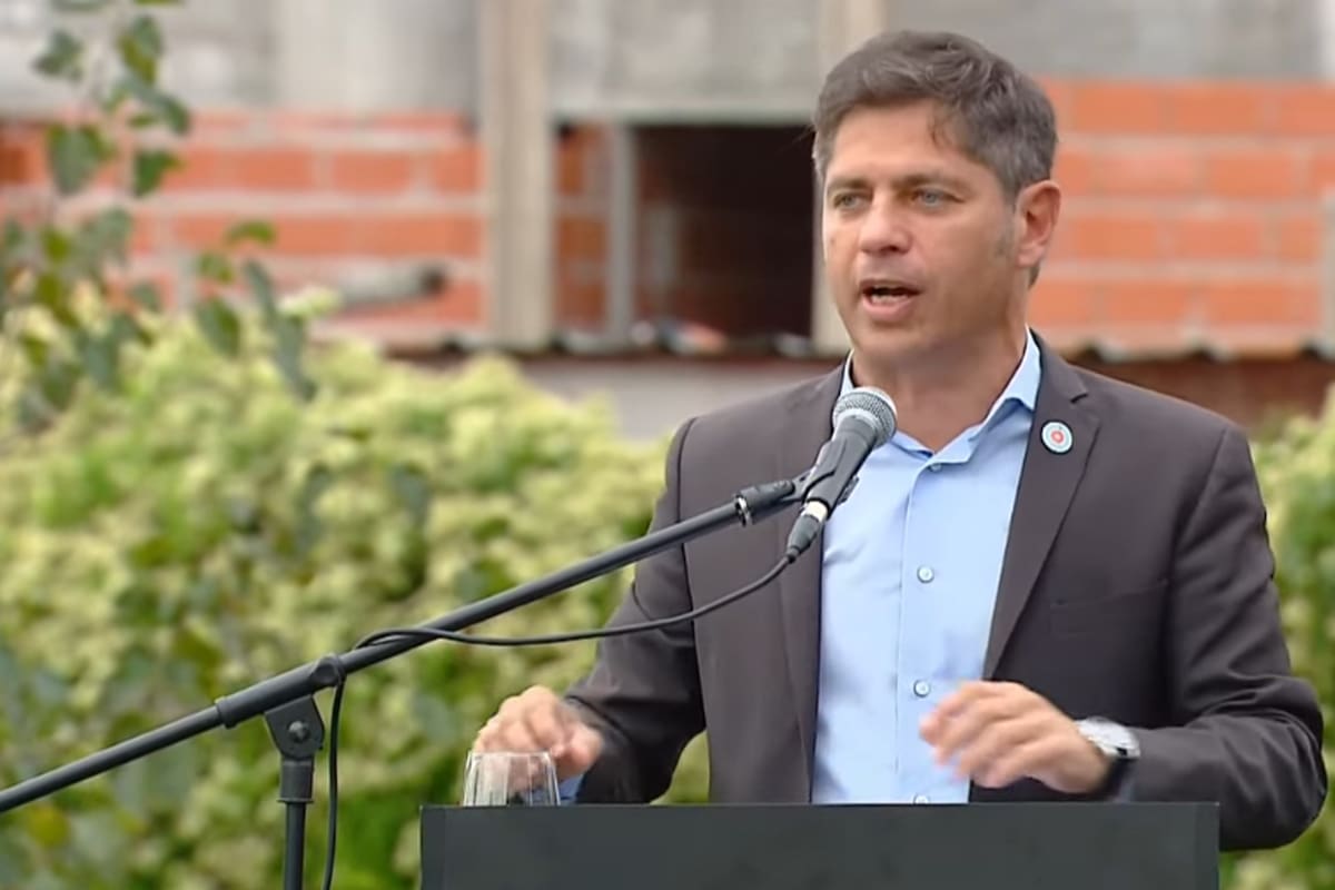 El gobernador Axel Kicillof encabeza un acto al cumplirse 500 días sin obra pública nacional, desde la Universidad Nacional de San Martín.